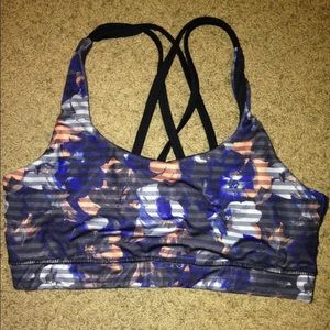 GapFit Sports Bra